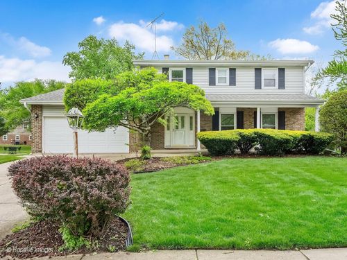1903 Cheshire Ln, Wheaton, IL, 60189-8550 | Card Image