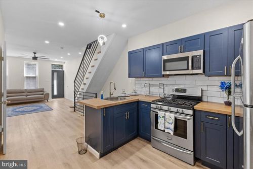 2442 N 13th St, PHILADELPHIA, PA, 19133-1128 | Card Image