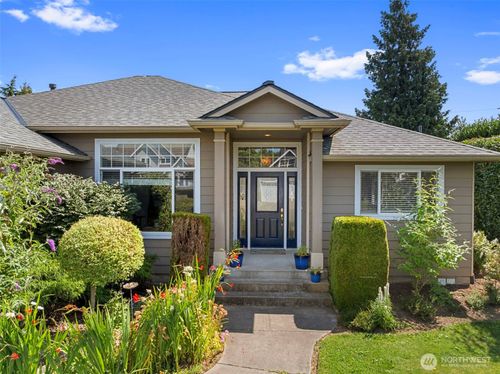 1936 N Bridgeview Dr, Lynden, WA, 98264-8530 | Card Image