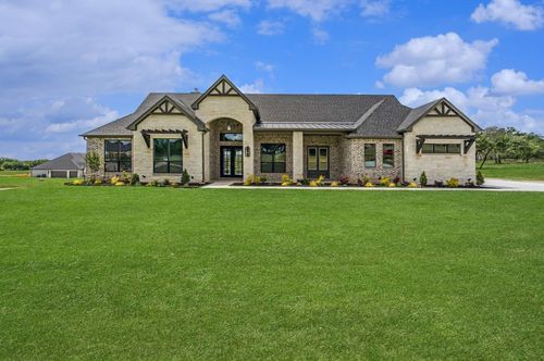 1027 Estancia Blvd, Weatherford, TX, 76088-3356 | Card Image