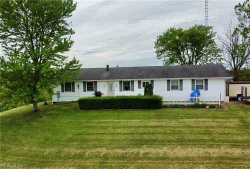 905 W Union Rd, Norwich, OH, 43767-9714 | Card Image