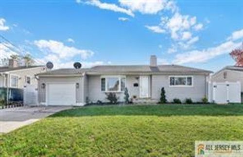 99 Cameo Pl, Colonia, NJ, 07067-1130 | Card Image