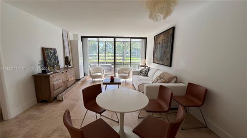 apt-117-20500 W Country Club Dr, Aventura, FL, 33180-1617 | Card Image