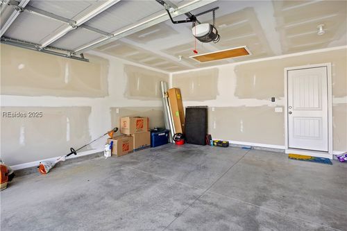 33 Anthem Dr, Bluffton, SC, 29910-4576 | Card Image