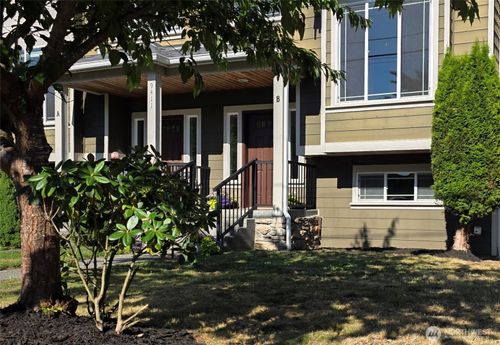 b-9411 18th Ave W, Everett, WA, 98204-1427 | Card Image