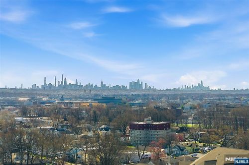 326 Prospect Ave, Hackensack, NJ, 07601-2611 | Card Image