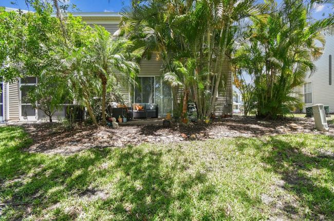 12472 Country White Cir, Townhouse with 2 bedrooms, 2 bathrooms and null parking in TAMPA FL | Image 39