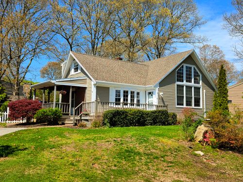 16 Pine Hollow Rd, Teaticket, MA, 02536-5125 | Card Image