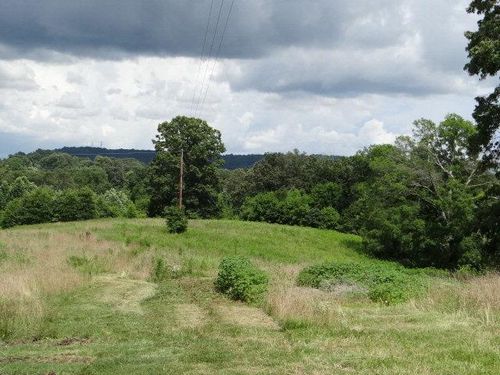 550 E Davis, Cookeville, TN, 38501 | Card Image