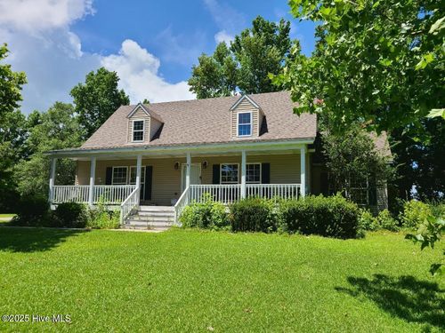 200 Oakmont Dr, Hampstead, NC, 28443-3529 | Card Image