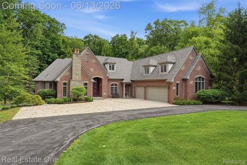 2764 Tall Timbers Dr, Milford, MI, 48380-3844 | Card Image