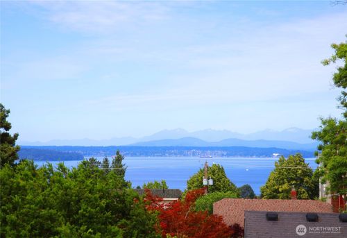 2-5039 41st Ave Sw, Seattle, WA, 98136-1203 | Card Image
