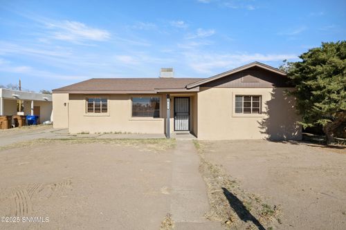 424 Hoagland Rd, Las Cruces, NM, 88005-1414 | Card Image