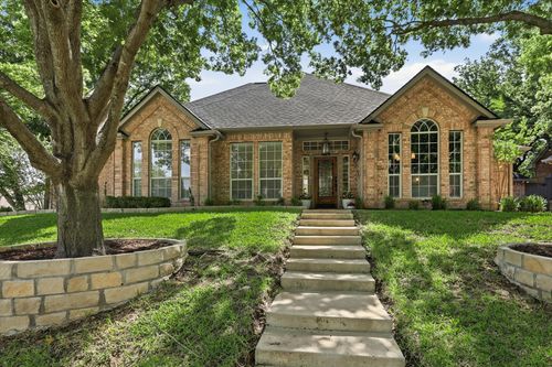 3103 Regal Dr, Arlington, TX, 76016-2073 | Card Image