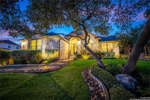 861 Santa Cruz, New Braunfels, TX, 78132-2901 | Card Image