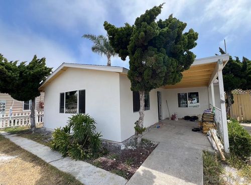 1059 Emory St, Imperial Beach, CA, 91932-2827 | Card Image