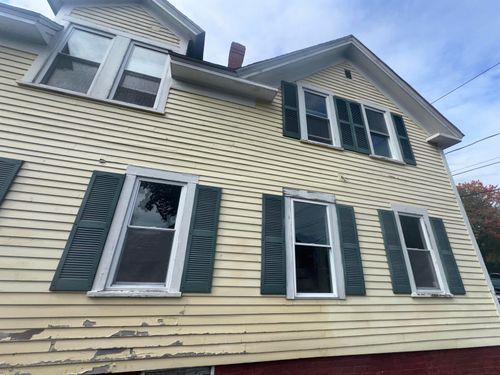 7 Spruce Street, Rochester, NH, 03867 | Card Image