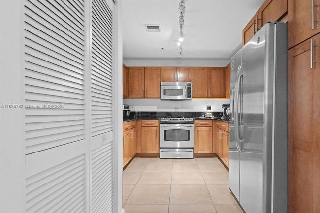 APT-507 - 8390 Sw 72 Nd Ave, Condo with 2 bedrooms, 2 bathrooms and null parking in Miami FL | Image 32