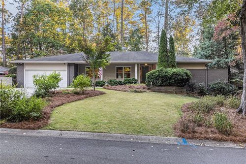 3600 Cedar Knoll Dr, Roswell, GA, 30076-5400 | Card Image