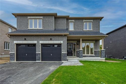 {{alt}} | Card Image