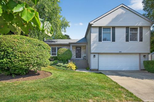 505 Astoria Ct, Vernon Hills, IL, 60061-1717 | Card Image