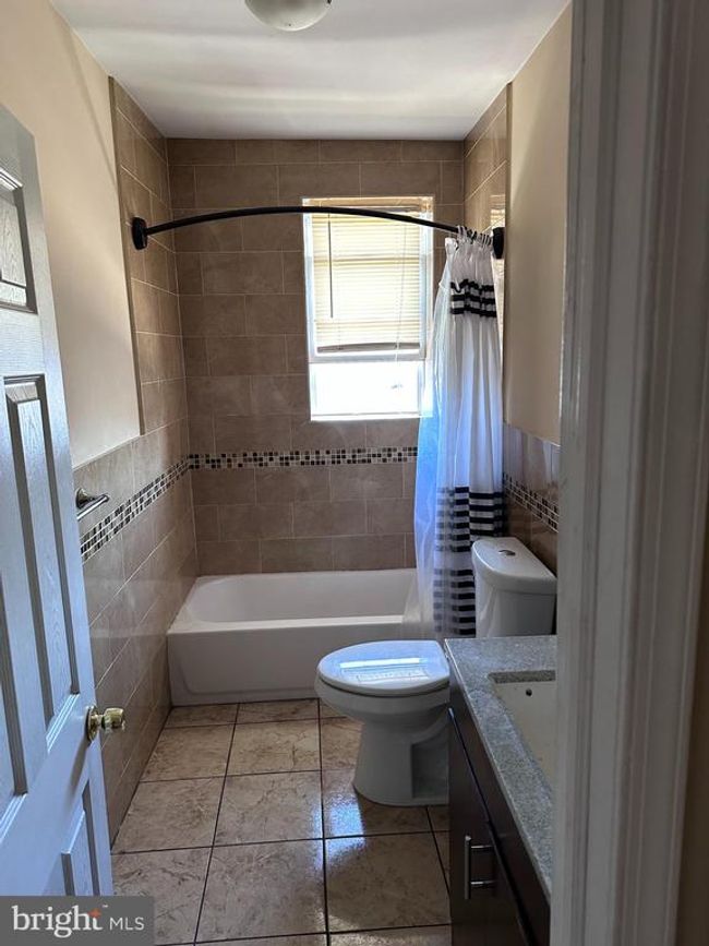 7000 Forrest Ave, Condo with 2 bedrooms, 1 bathrooms and null parking in PHILADELPHIA PA | Image 21