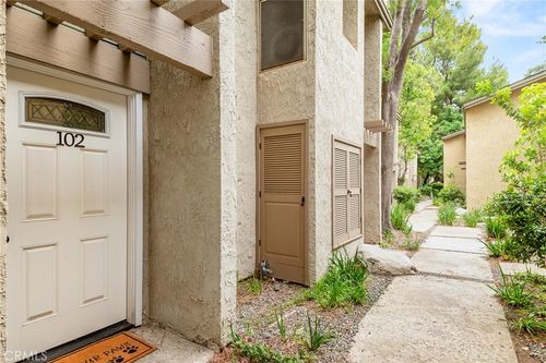 unit-102-4900 E Chapman Ave, Orange, CA, 92869-4143 | Card Image