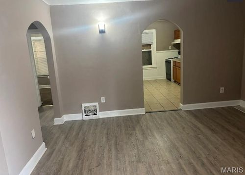 214 Hawkins Dr, Cahokia, IL, 62206-2205 | Card Image