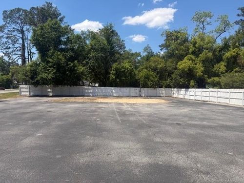 2300 Bemiss, Valdosta, GA, 31602 | Card Image