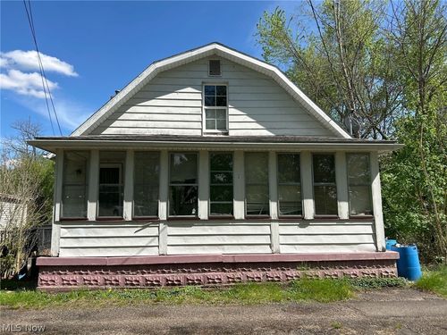 119 Belle Aly, Uhrichsville, OH, 44683-1717 | Card Image