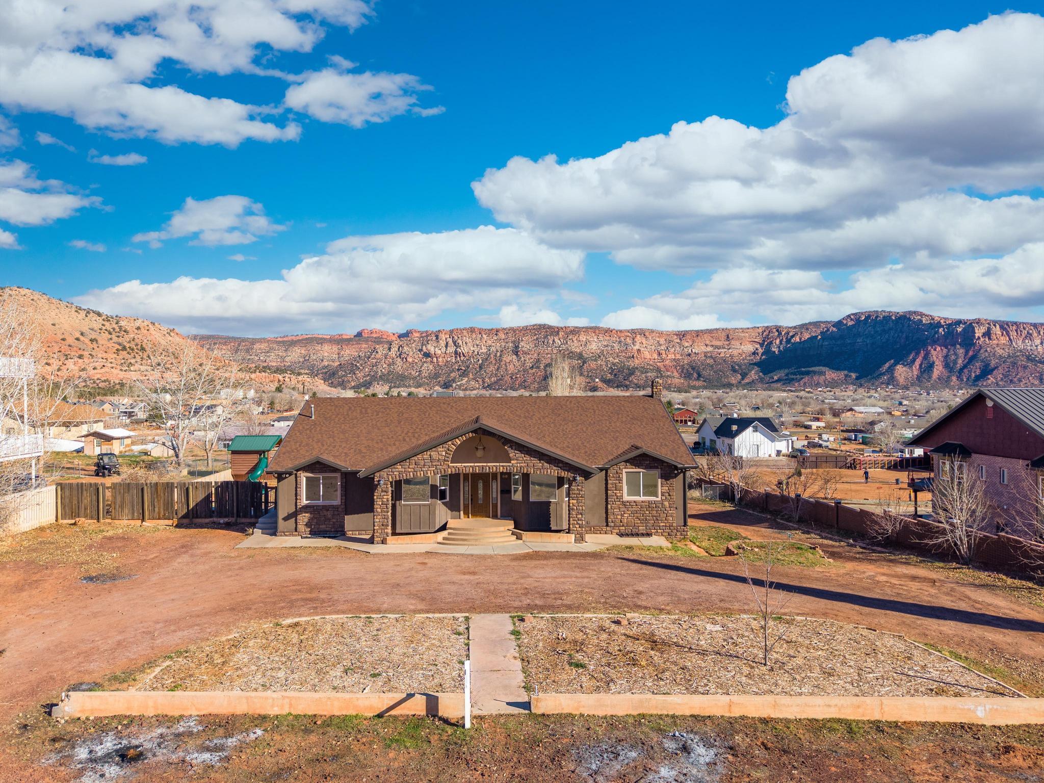 Residential in Hildale 2