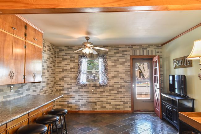 5 S Dixie Ln, House other with 3 bedrooms, 2 bathrooms and 2 parking in Pontiac IL | Image 14