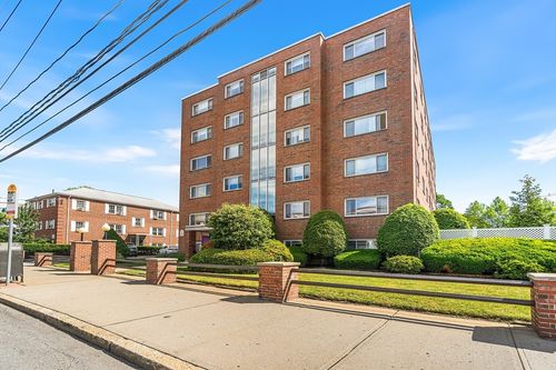 12-215 Massachusetts Ave, Arlington, MA, 02474-8628 | Card Image
