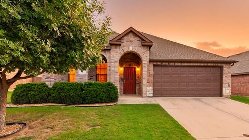 7 Chukar Ln, Sanger, TX, 76266-5762 | Card Image