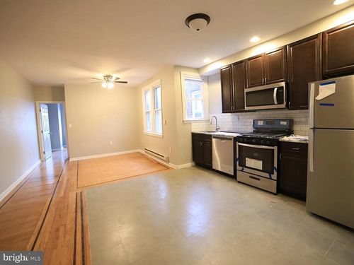 2-5250 W Berks St, PHILADELPHIA, PA, 19131-3207 | Card Image