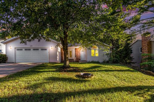 2240 Quincy Ave, Portage, MI, 49024-4806 | Card Image