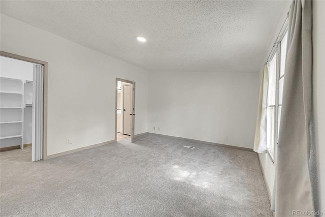 4211 E 100 Th Ave, Home with 3 bedrooms, 2 bathrooms and 2 parking in Thornton CO | Image 17