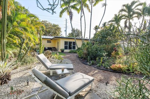 1769 Ne 38th St, Oakland Park, FL, 33334-5445 | Card Image