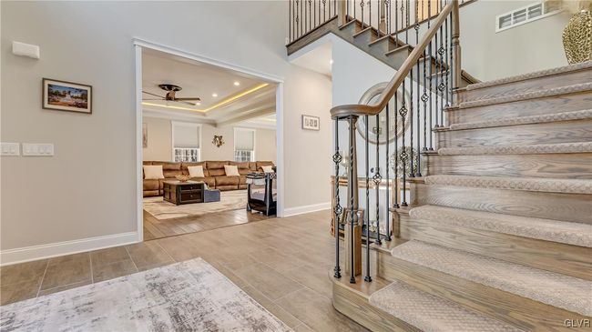 Foyer | Image 31
