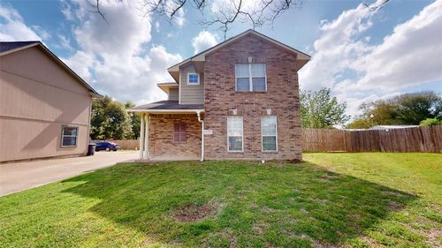 505 Camp Ct, College Station, TX, 77840-5085 | Card Image