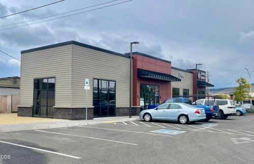 b-2984 S 6th Street, Klamath Falls, OR, 97603 | Card Image