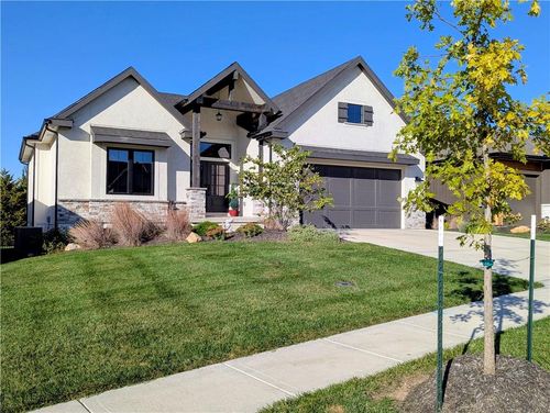 22076 W 93rd Ter, Lenexa, KS, 66220 | Card Image