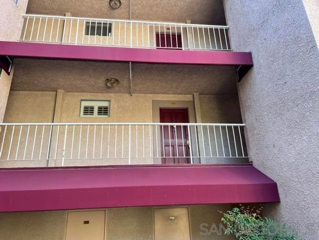 APT-207 - 4487 Colbath Ave, Condo with 2 bedrooms, 2 bathrooms and 2 parking in Sherman Oaks CA | Image 6