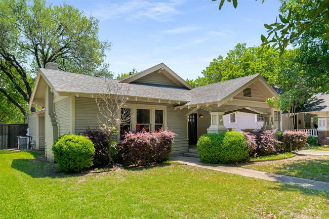 422 S Winnetka Ave, House other with 3 bedrooms, 2 bathrooms and null parking in Dallas TX | Image 5