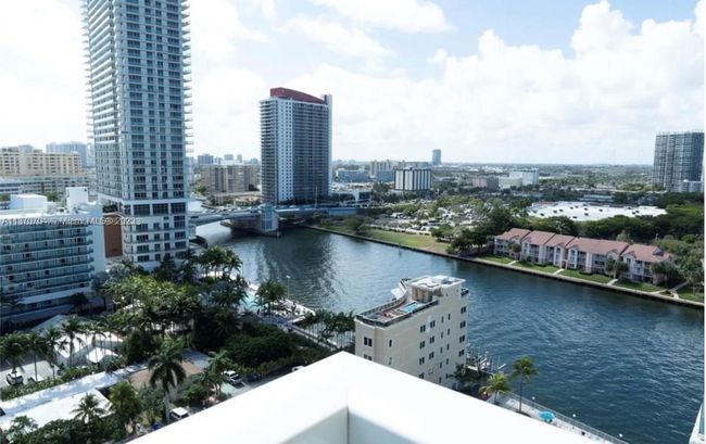 APT-1709 - 3800 S Ocean Dr, Condo with 1 bedrooms, 2 bathrooms and null parking in Hollywood FL | Image 16