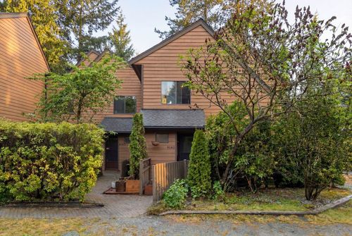 9140 Centaurus Cir, Burnaby, BC, V3J7R1 | Card Image