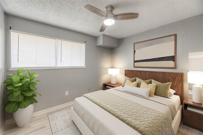 20 W Oakridge Dr, House other with 3 bedrooms, 2 bathrooms and 2 parking in Pointblank TX | Image 7