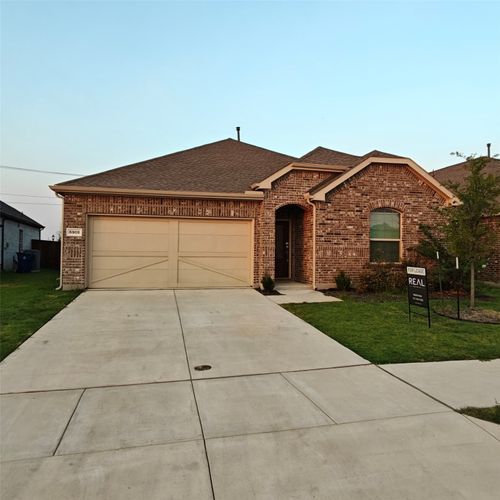 5905 Edward Dr, Aubrey, TX, 76227-4335 | Card Image