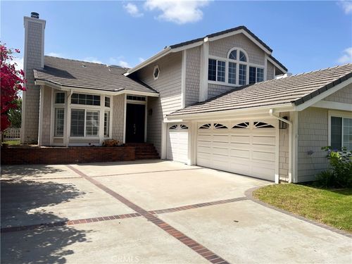 5419 E Estate Ridge Rd, Anaheim, CA, 92807-4662 | Card Image