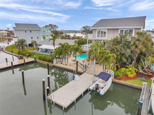 17404 1st St E, REDINGTON SHORES, FL, 33708-4202 | Card Image
